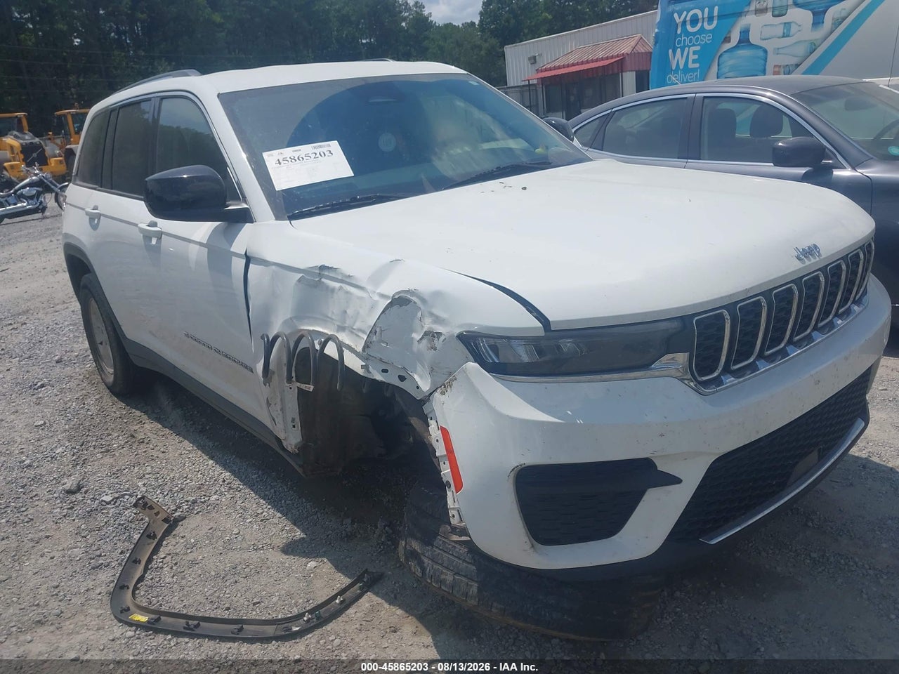 2022 JEEP GRAND CHEROKEE LAREDO 4X4