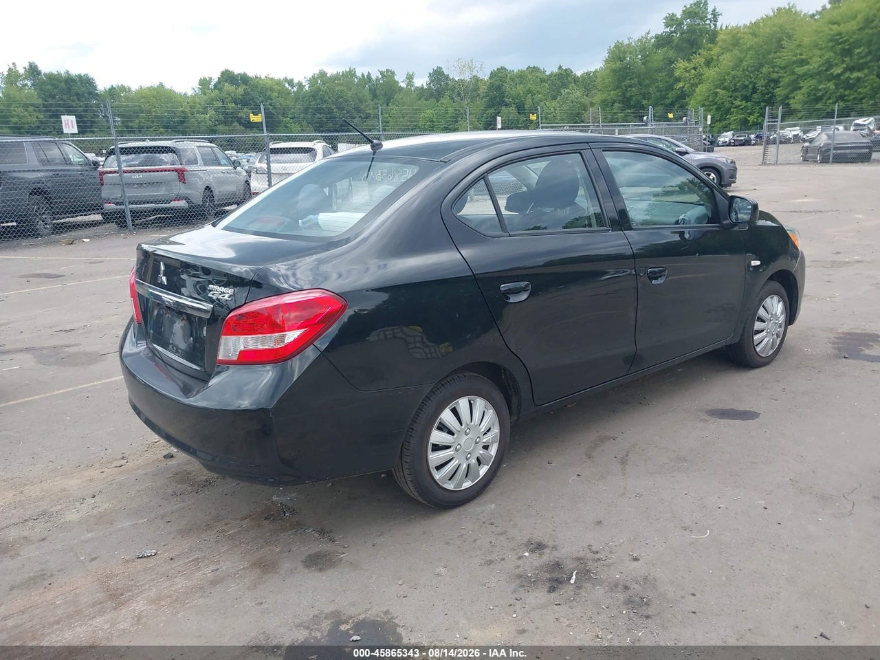 2017 MITSUBISHI MIRAGE G4 ES · 4/11