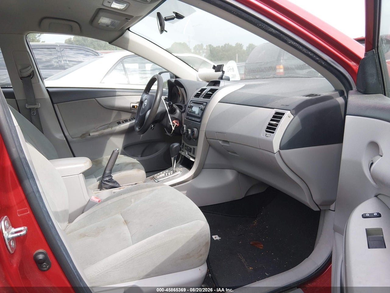 2012 TOYOTA COROLLA LE · 5/11