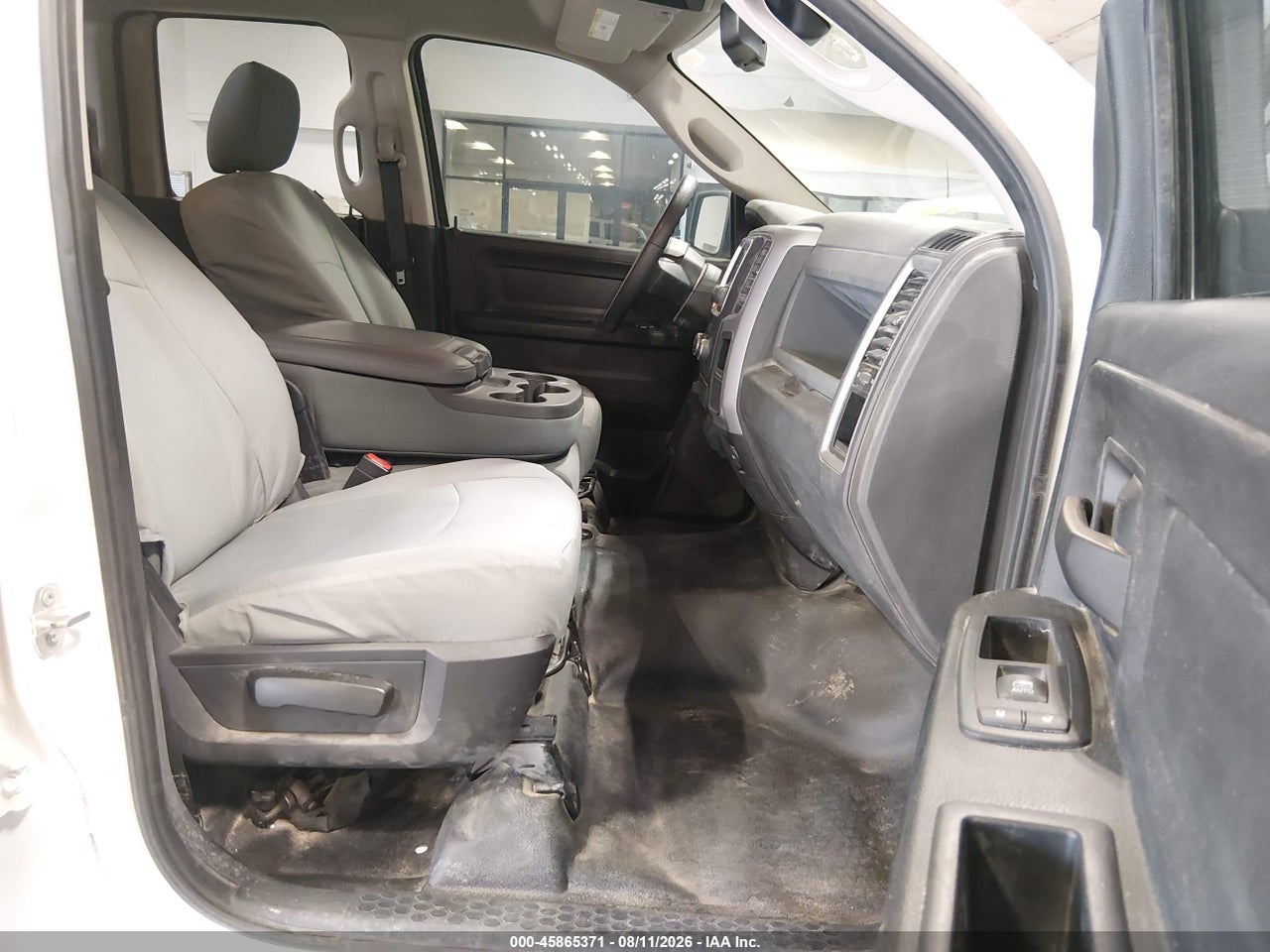 2016 RAM 1500 TRADESMAN · 5/11