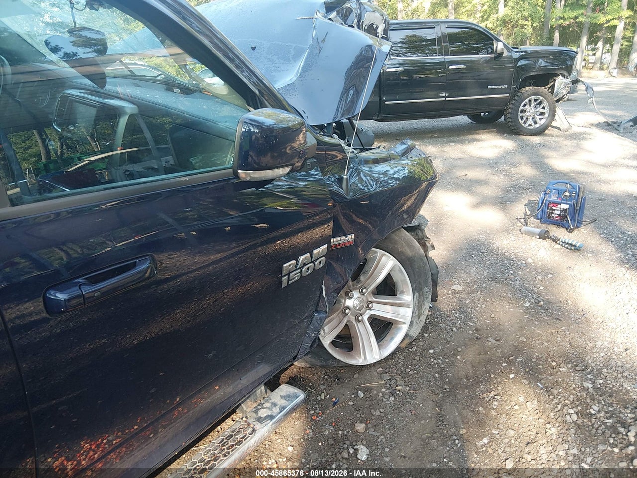 2016 RAM 1500 SPORT · 6/11