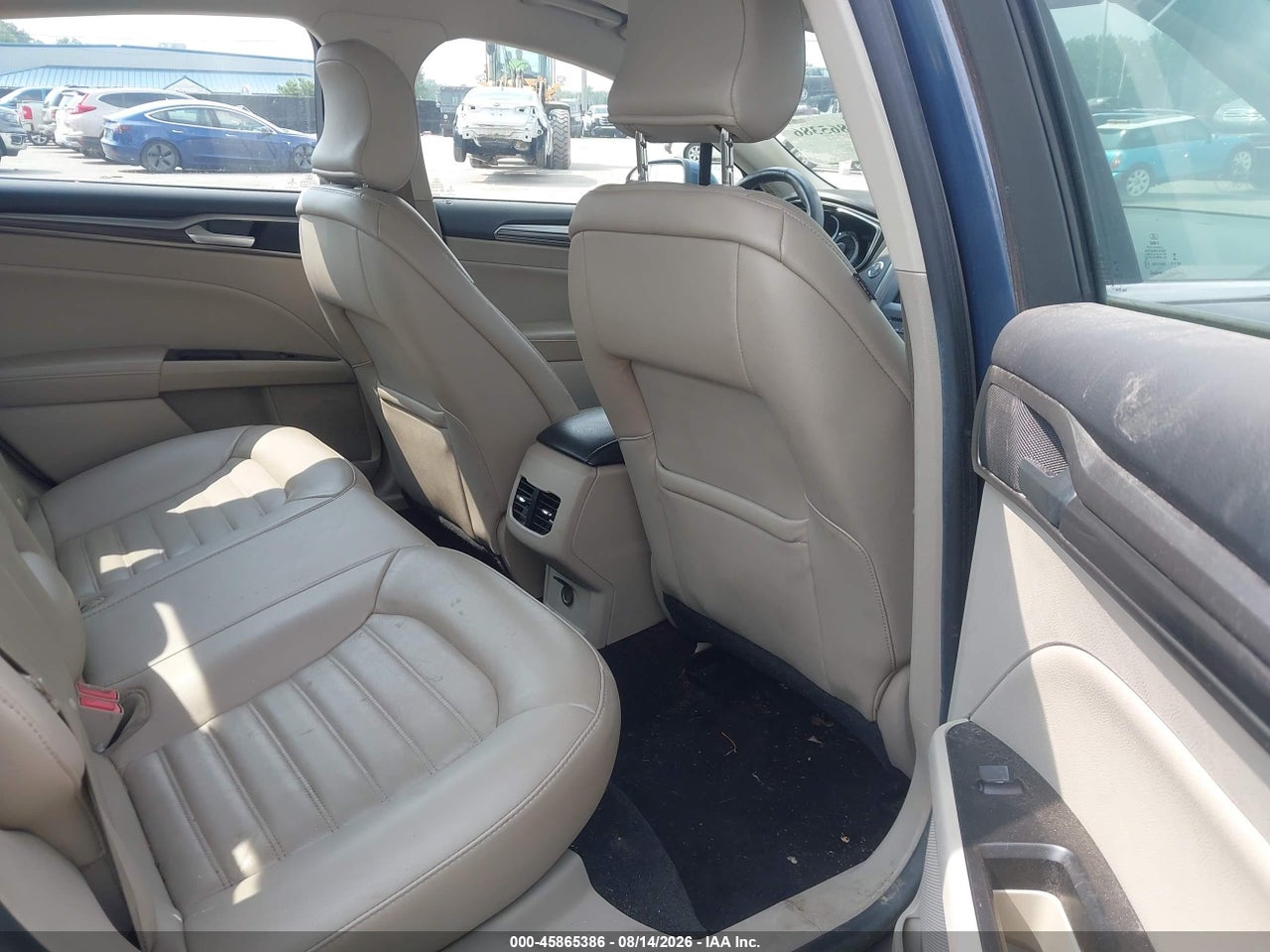 3FA6P0HD2JR****** · 2018 FORD FUSION SE · 8/11