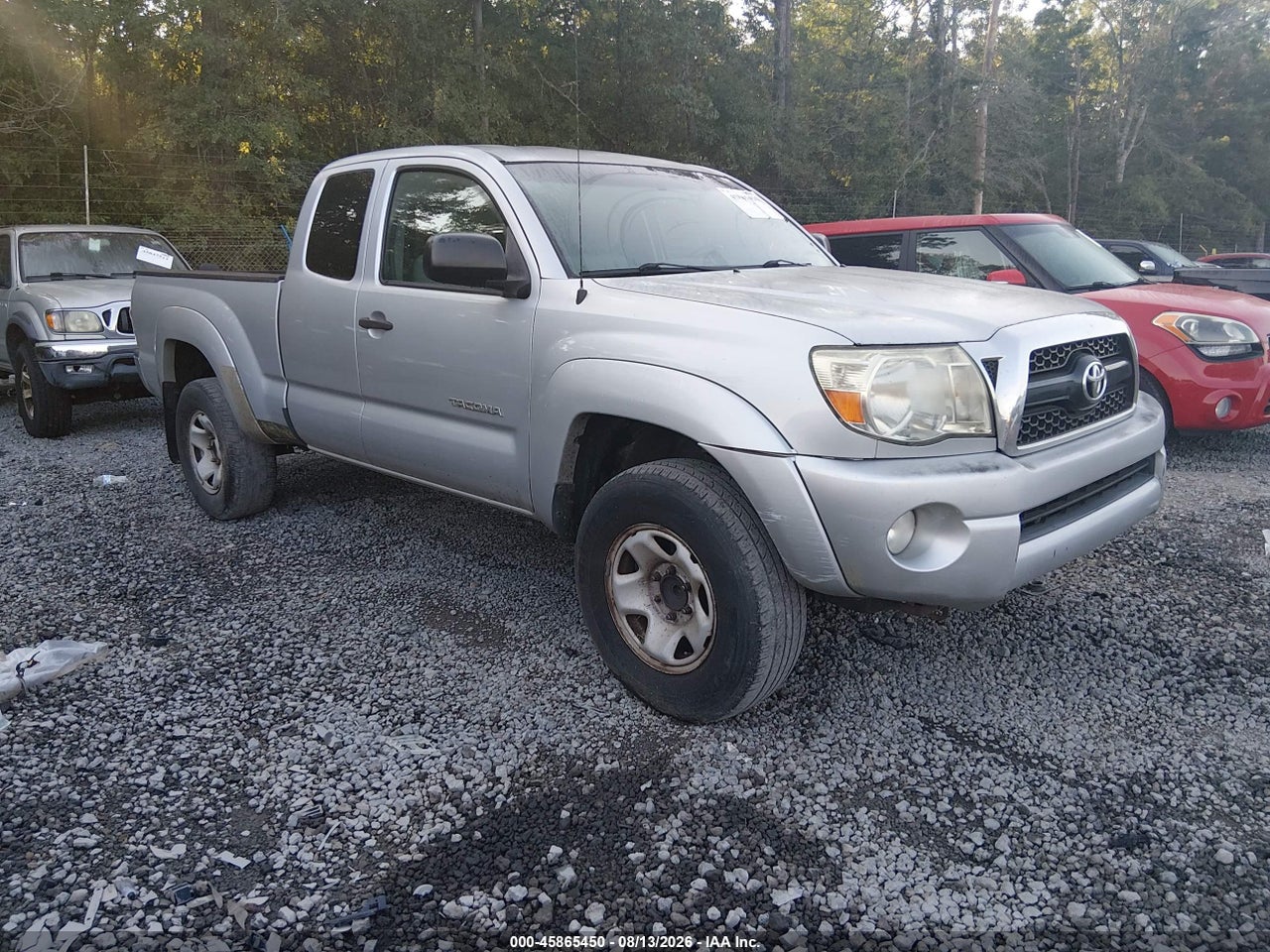 5TFTU4GN7BX****** · 2011 TOYOTA TACOMA PRERUNNER V6