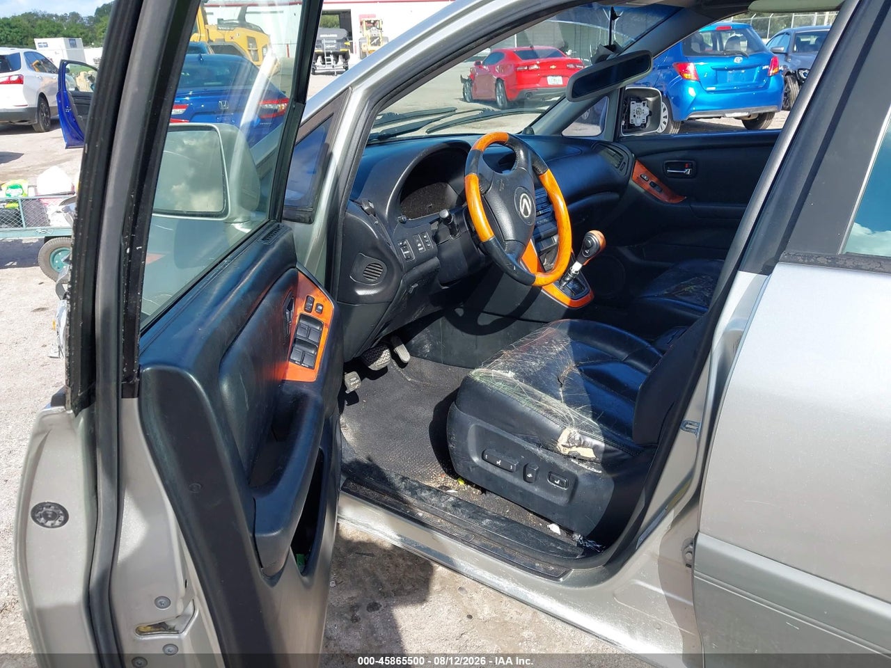 2001 LEXUS RX 300 · 5/10