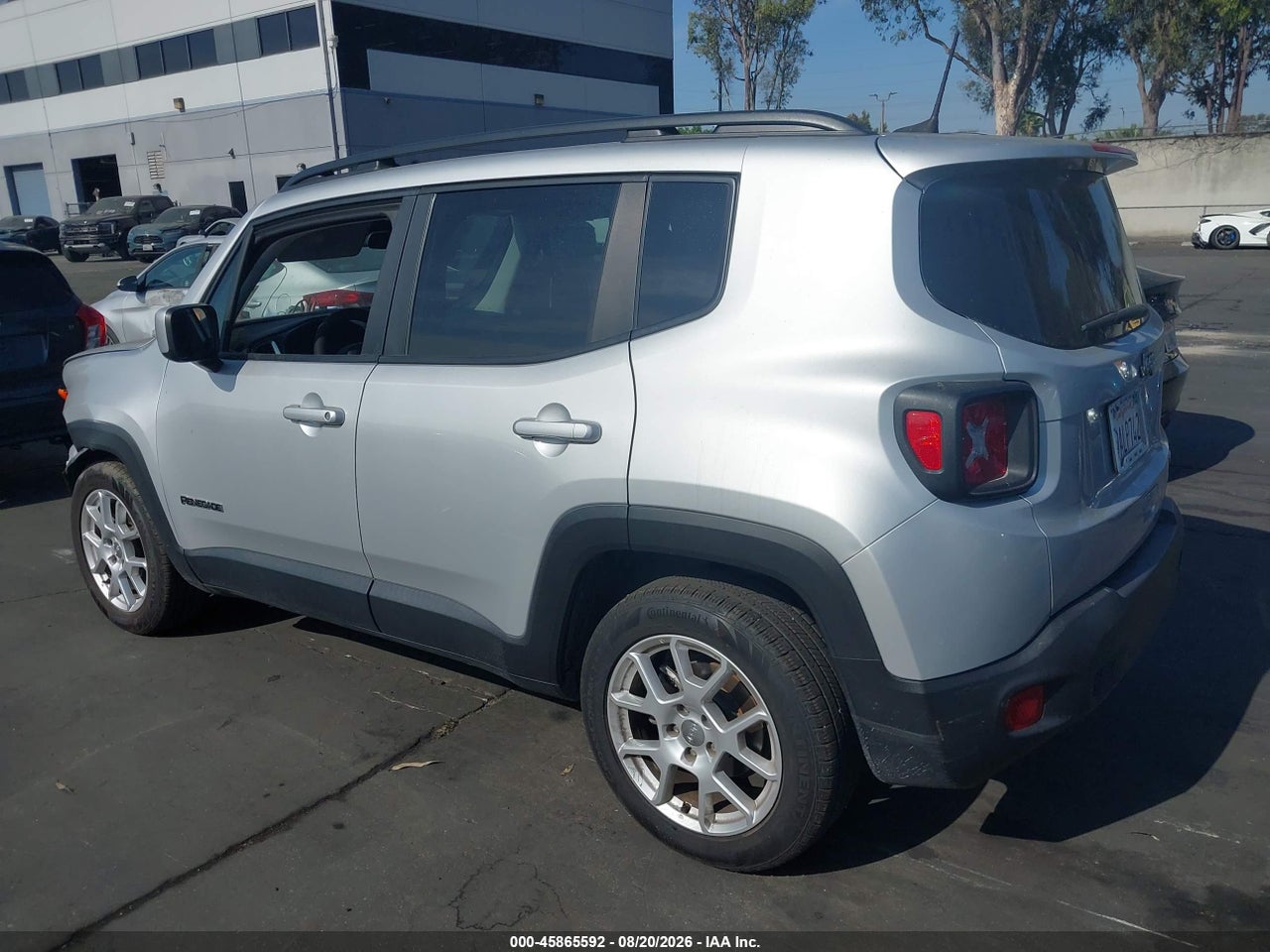 2021 JEEP RENEGADE LATITUDE FWD · 3/11