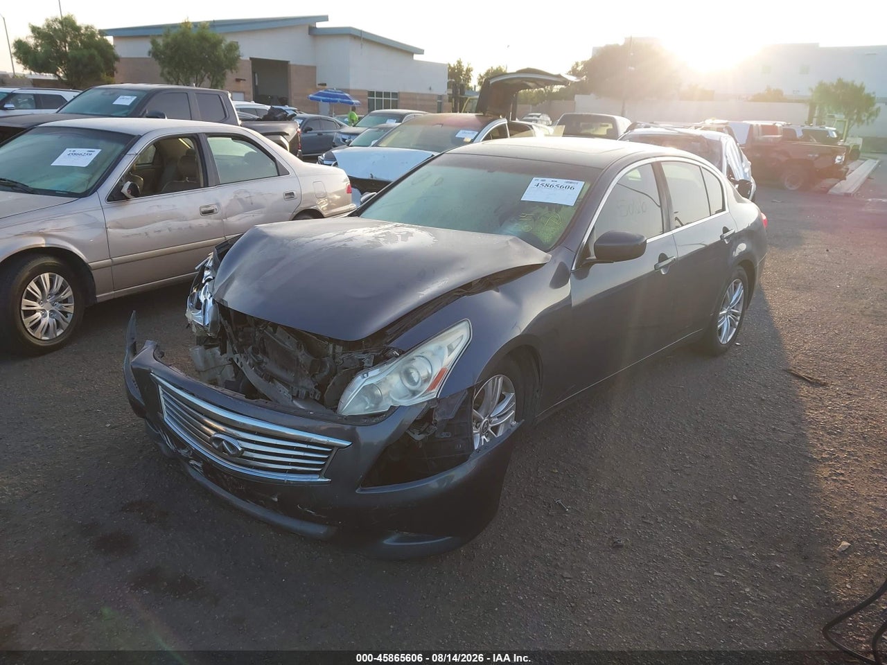 JN1CV6AP8CM****** · 2012 INFINITI G37 JOURNEY · 2/11