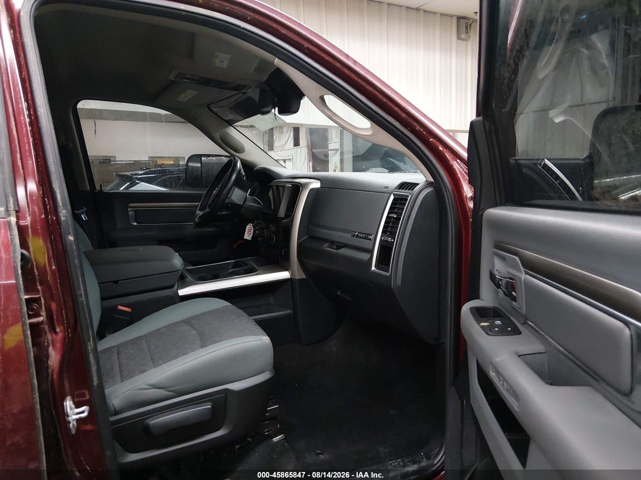 2017 RAM 1500 BIG HORN  4X2 5'7 BOX · 5/11