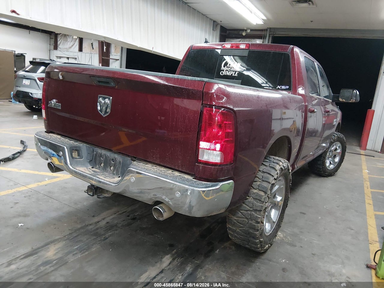 2017 RAM 1500 BIG HORN  4X2 5'7 BOX · 4/11