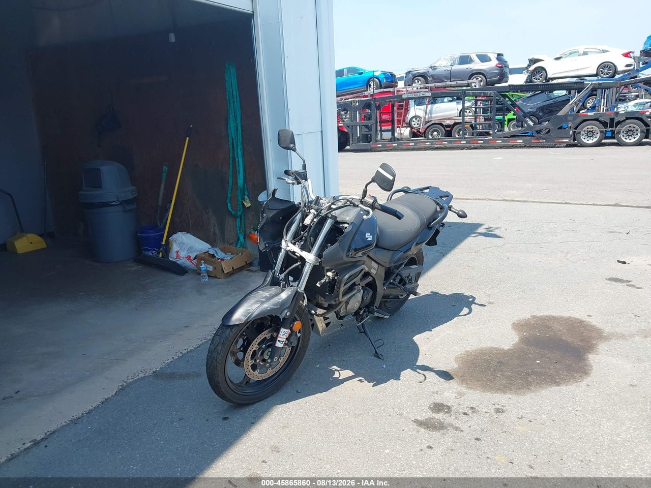 2012 SUZUKI DL650 A · 2/11