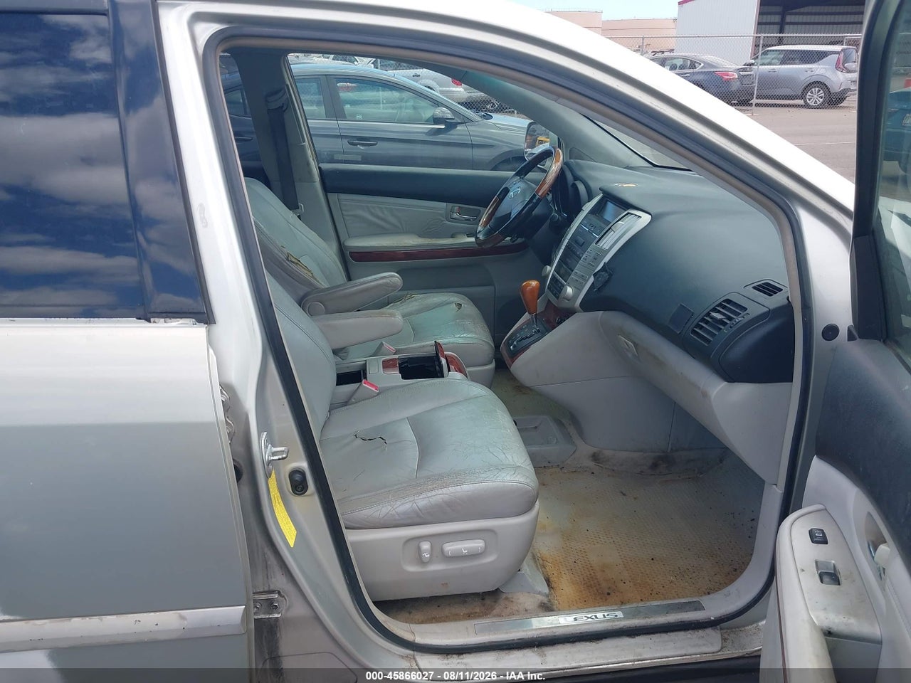 2005 LEXUS RX 330 · 5/11