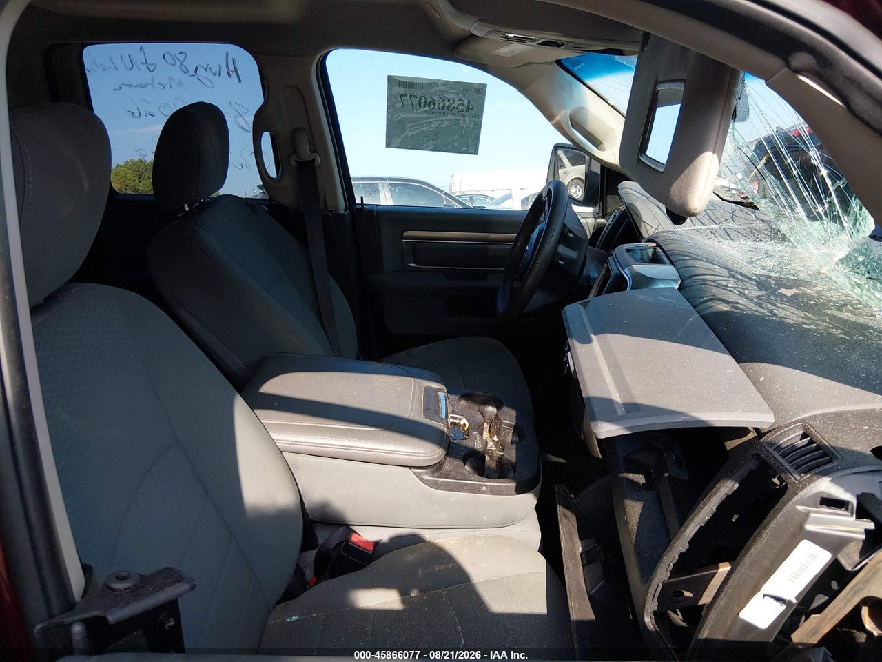 2018 RAM 1500 SLT  4X2 6'4 BOX · 5/10