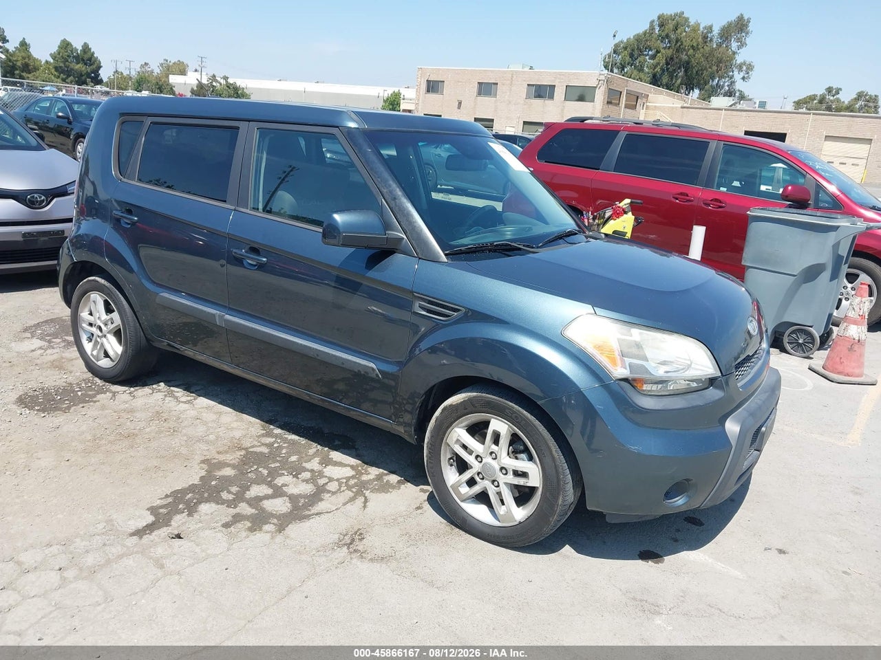 KNDJT2A22B7****** · 2011 KIA SOUL +