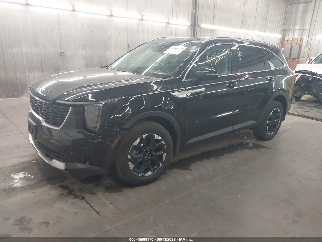 2025 KIA SORENTO S · 2/11