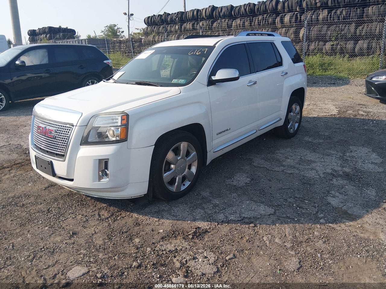 2015 GMC TERRAIN DENALI · 2/11