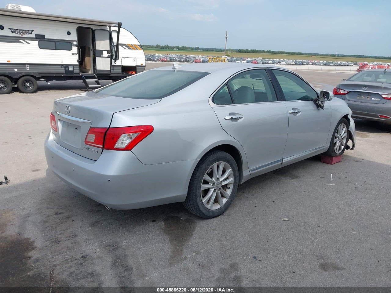 2011 LEXUS ES 350 · 4/11