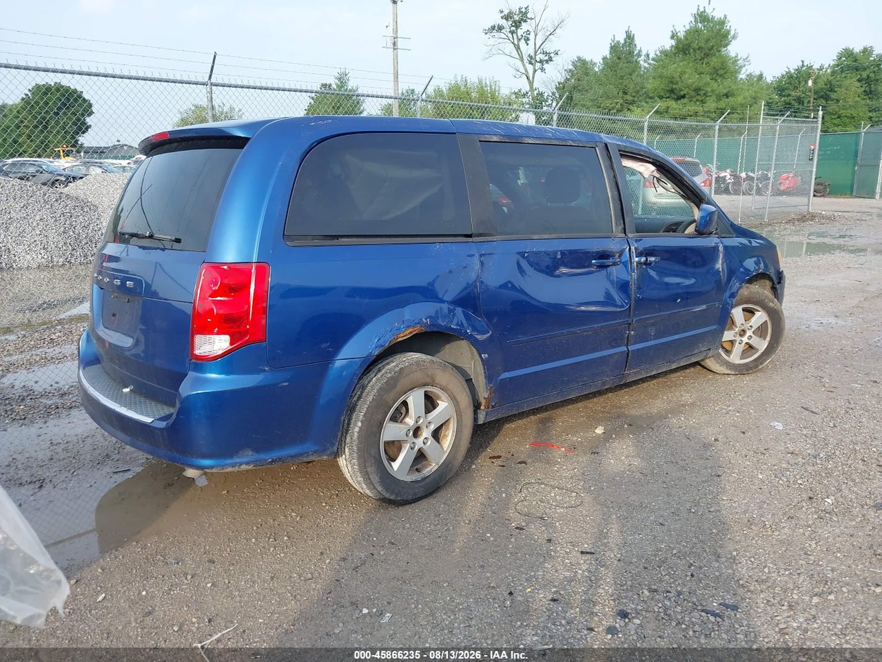 2011 DODGE GRAND CARAVAN MAINSTREET · 4/11