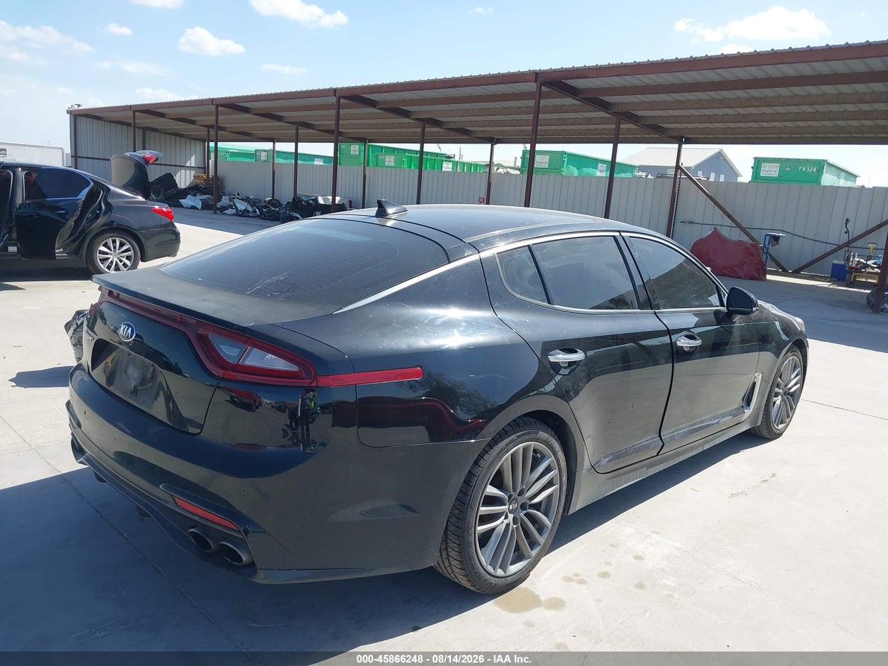 2018 KIA STINGER   · 4/11