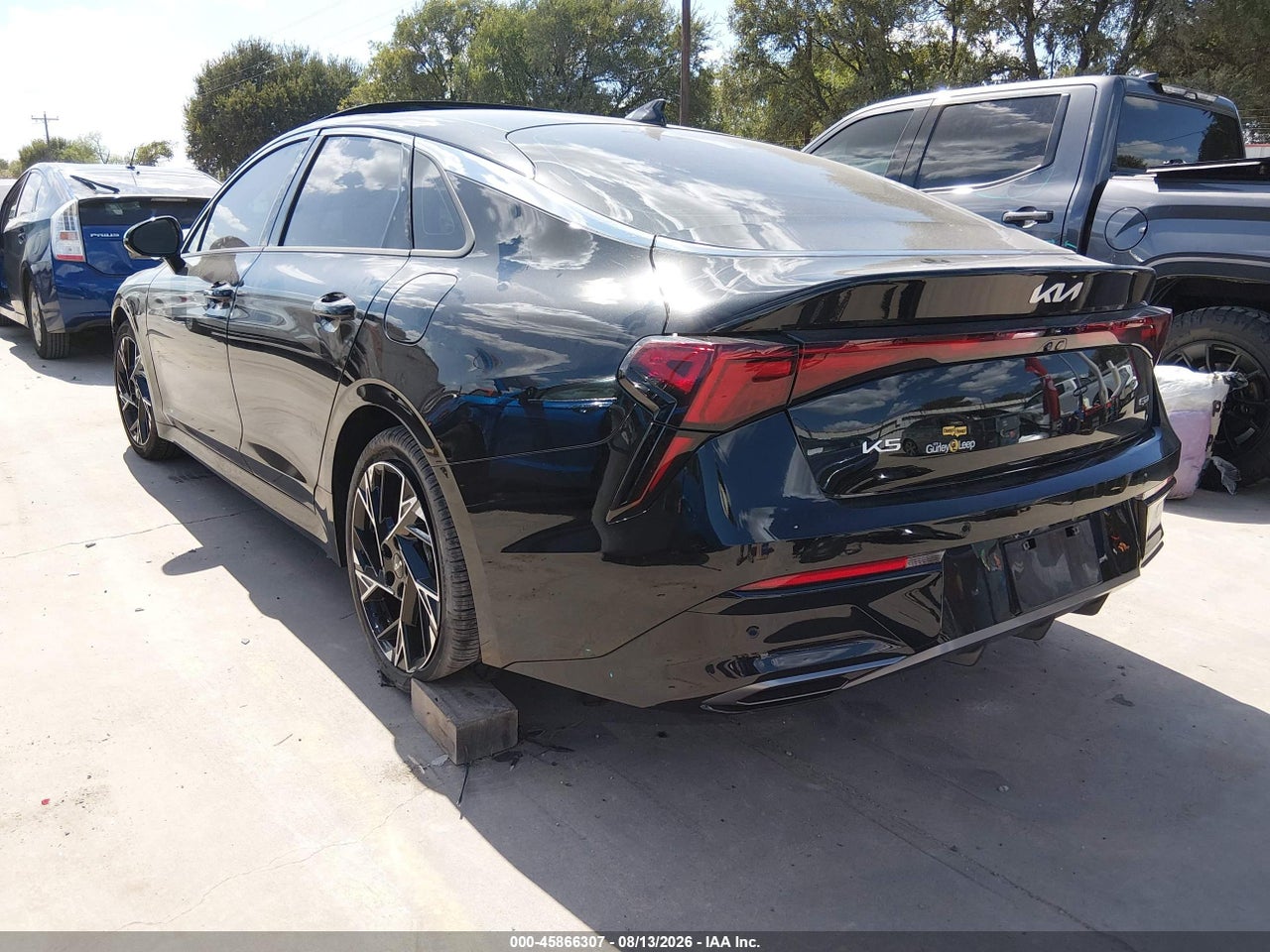 2025 KIA K5 GT-LINE · 3/11