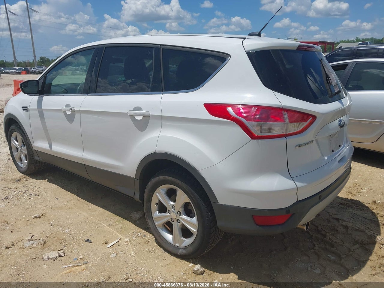 2013 FORD ESCAPE SE · 3/11