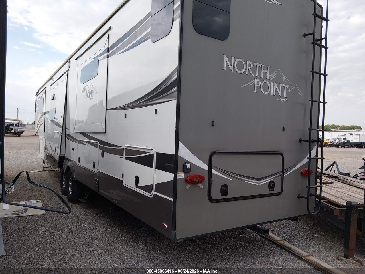 2021 JAYCO NORTH POINT · 3/10