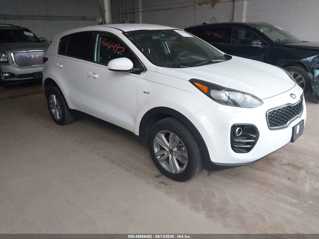 KNDPMCAC9J7****** · 2018 KIA SPORTAGE LX