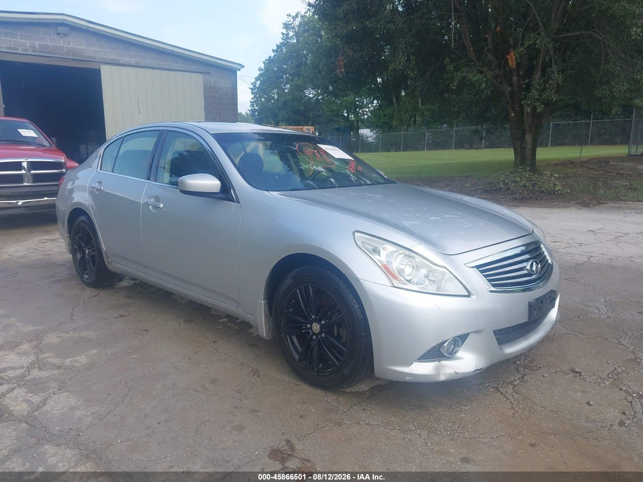 2012 INFINITI G37X  