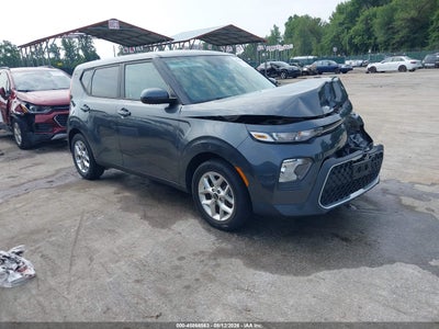 KNDJ23AUXM7****** · 2021 KIA SOUL S