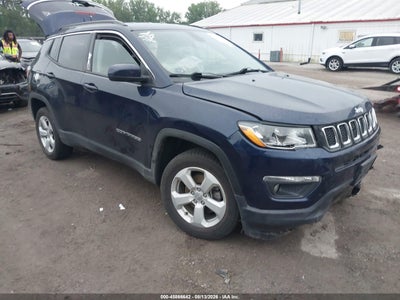 3C4NJDBB6JT****** · 2018 JEEP COMPASS LATITUDE 4X4