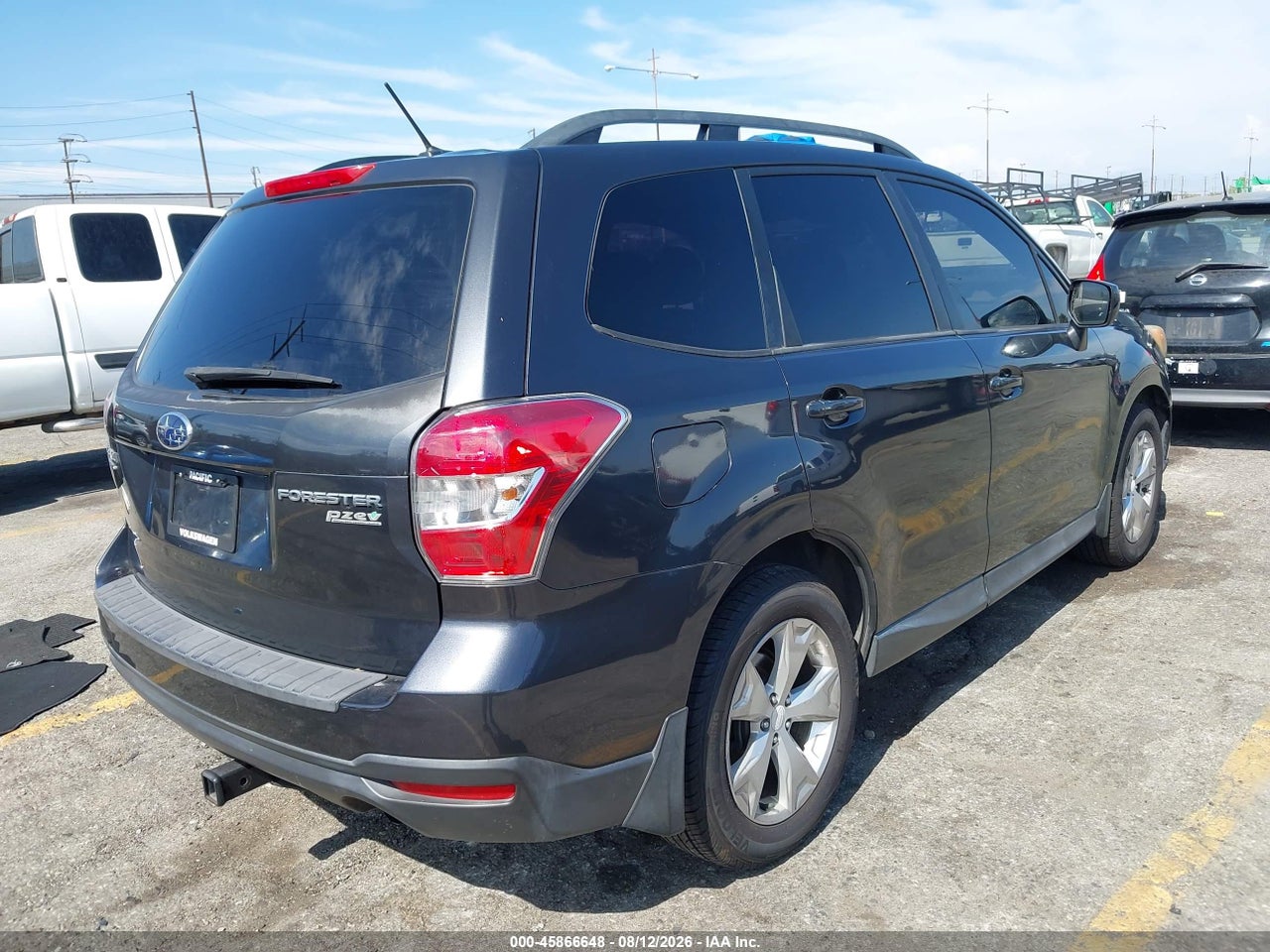 2014 SUBARU FORESTER 2.5I PREMIUM · 4/11