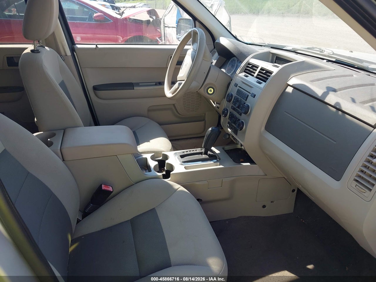 1FMCU03158K****** · 2008 FORD ESCAPE XLT · 5/11