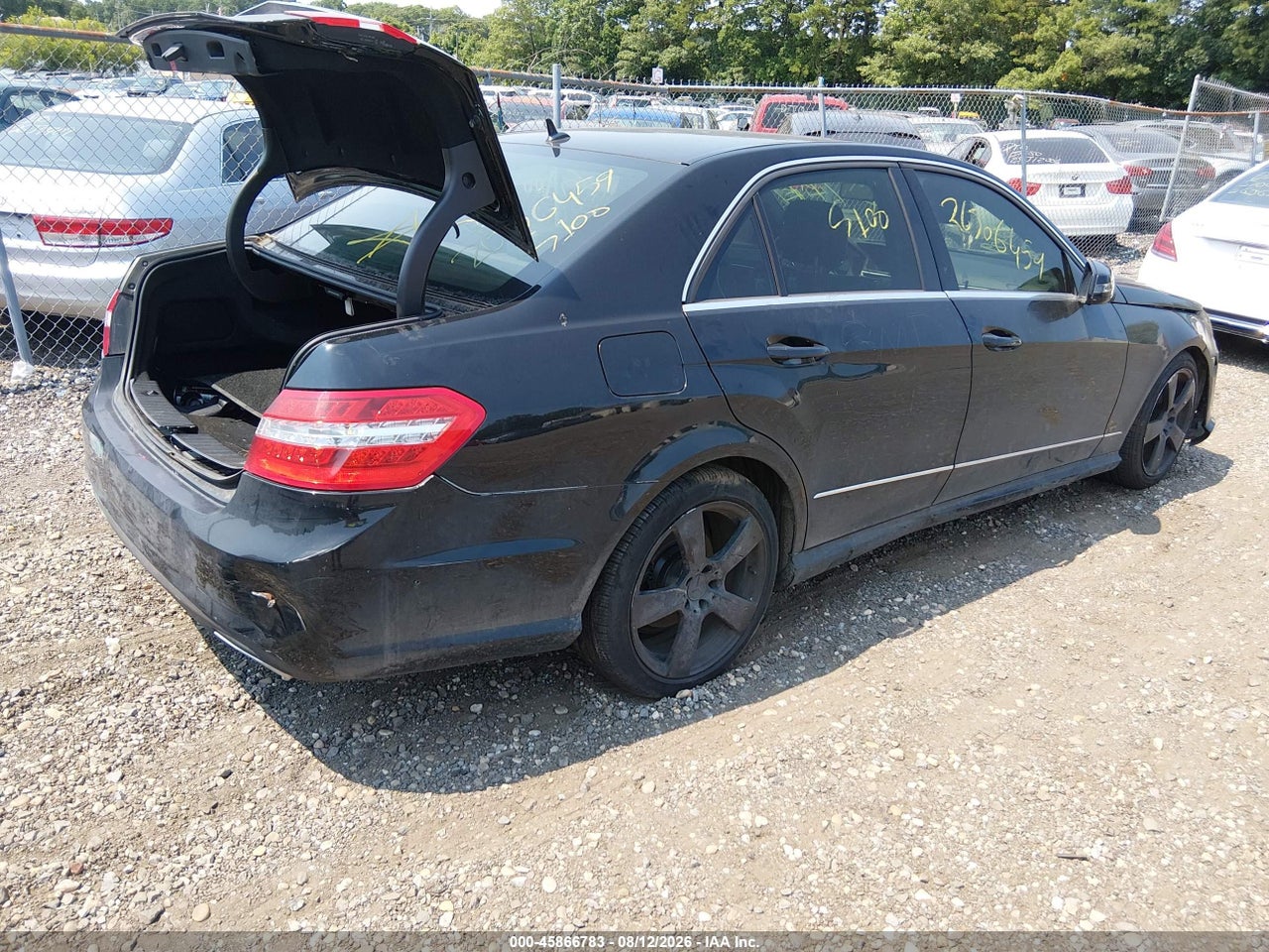 2010 MERCEDES-BENZ E 350 · 4/10