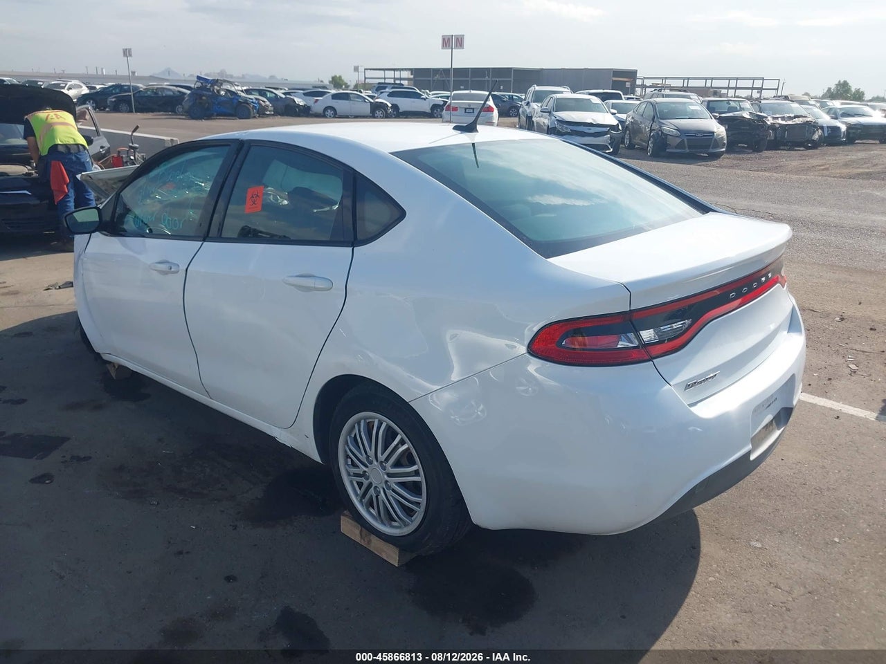 2016 DODGE DART SE · 3/10