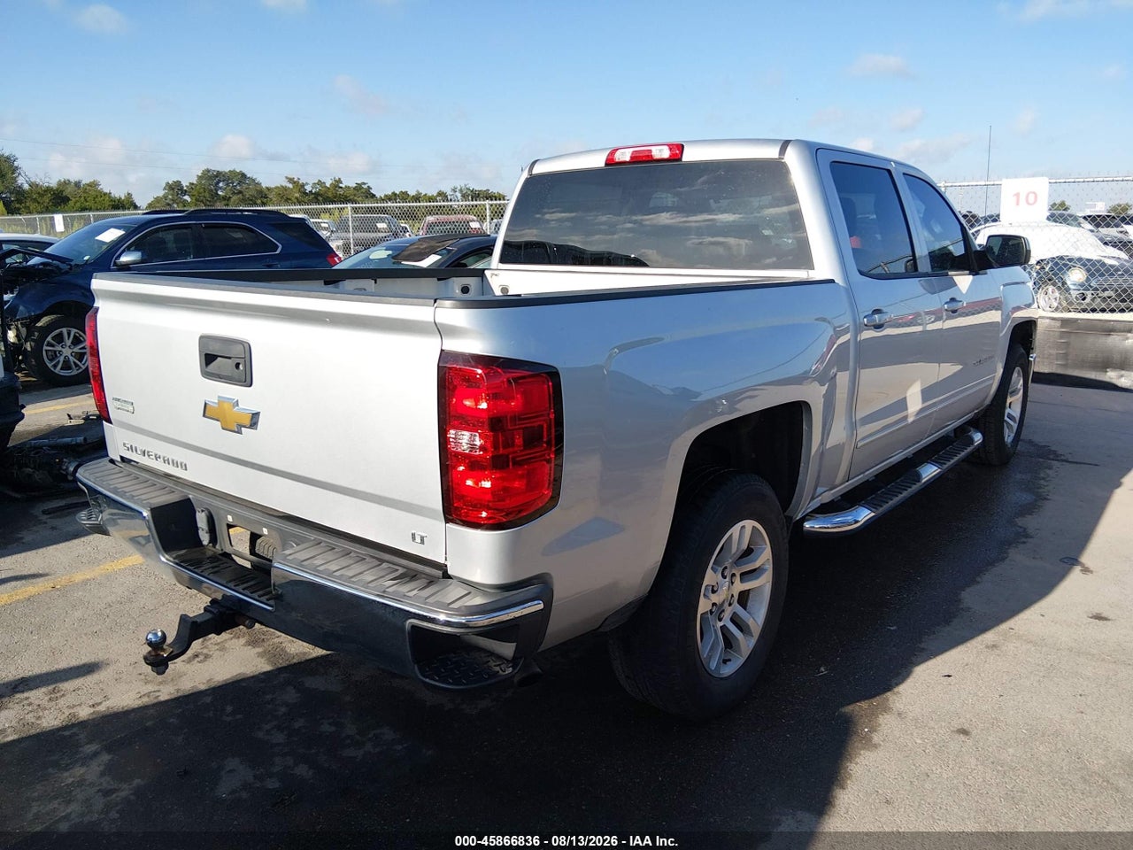 2015 CHEVROLET SILVERADO 1500 LT · 4/11