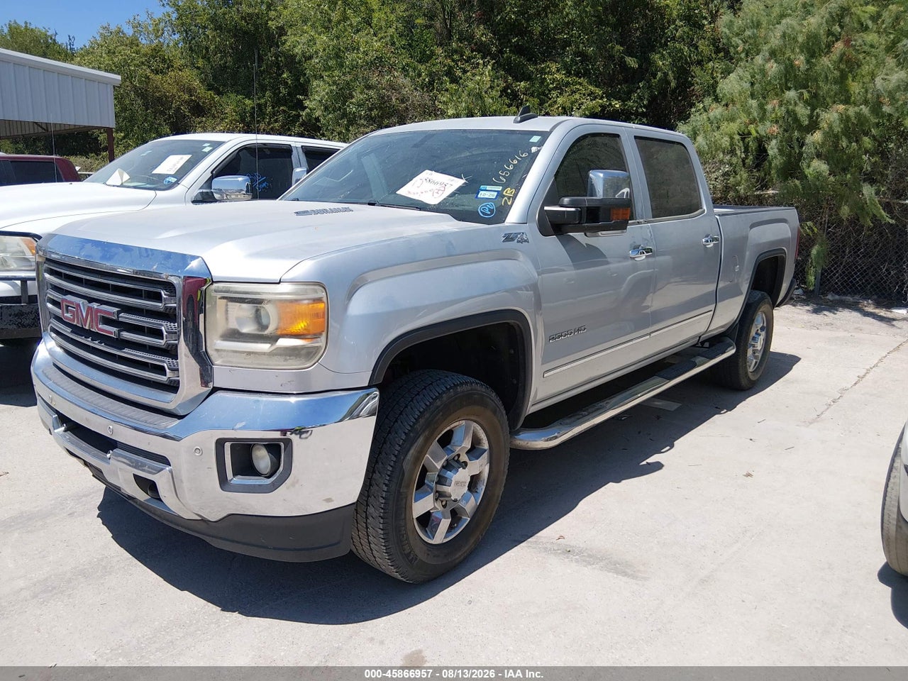 2015 GMC SIERRA 2500HD AVAILABLE WIFI SLT · 2/11