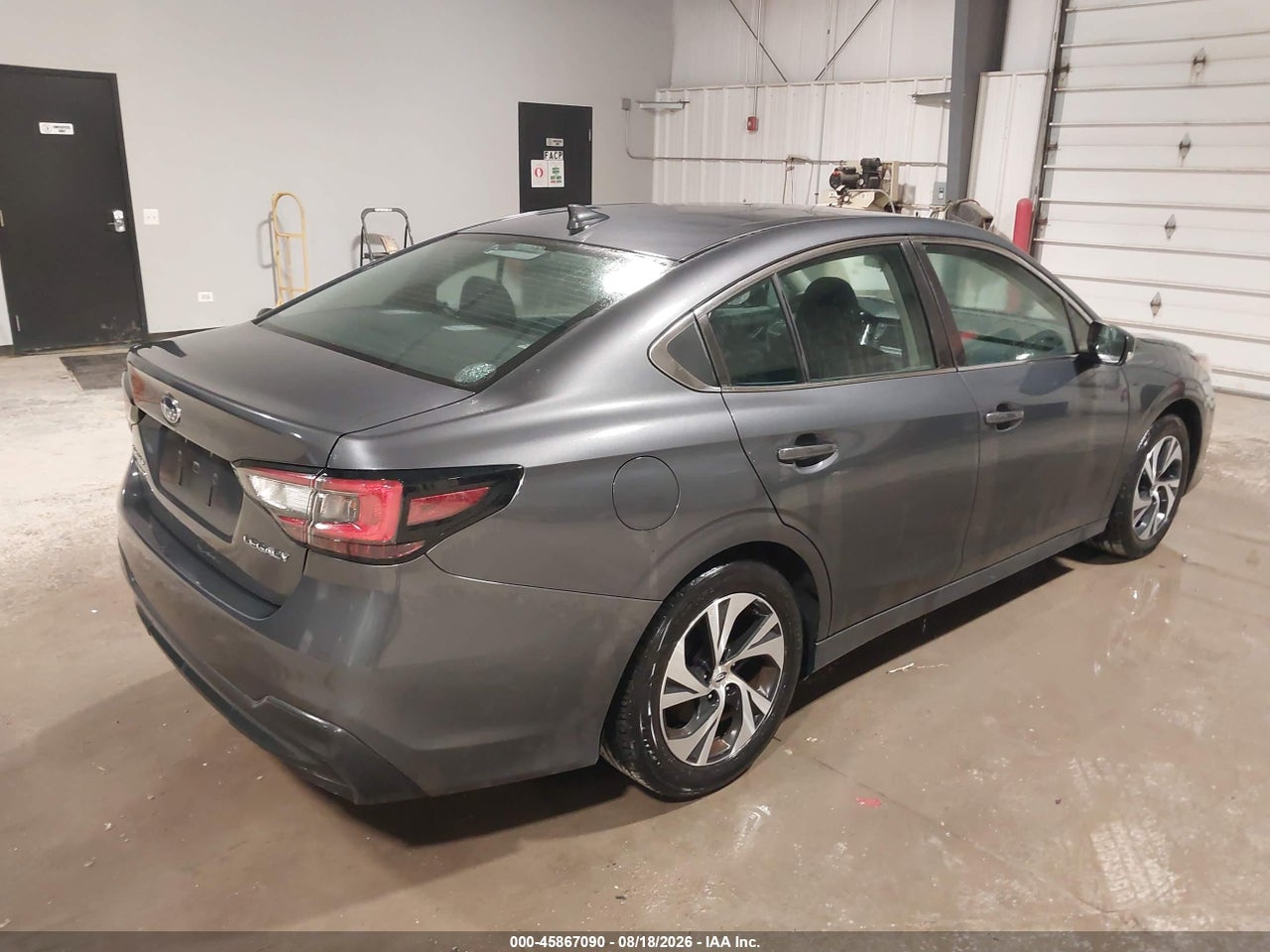 2022 SUBARU LEGACY · 4/11