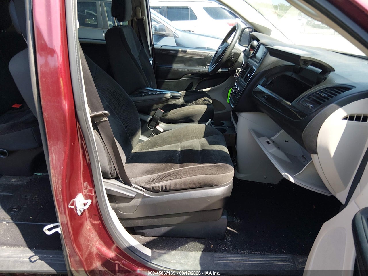2019 DODGE GRAND CARAVAN SE · 5/11