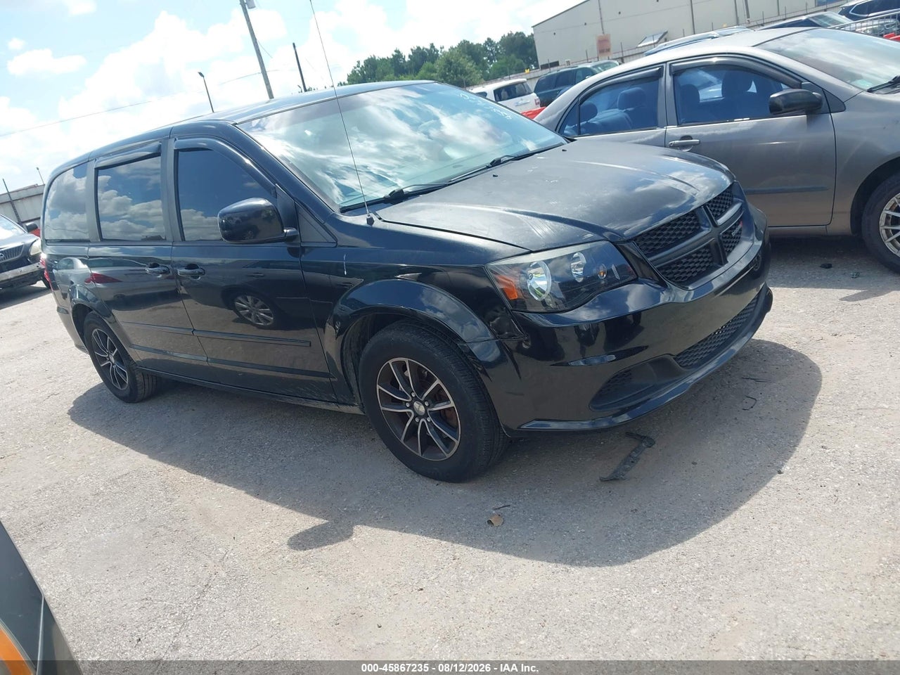 2C4RDGBG5HR****** · 2017 DODGE GRAND CARAVAN SE PLUS