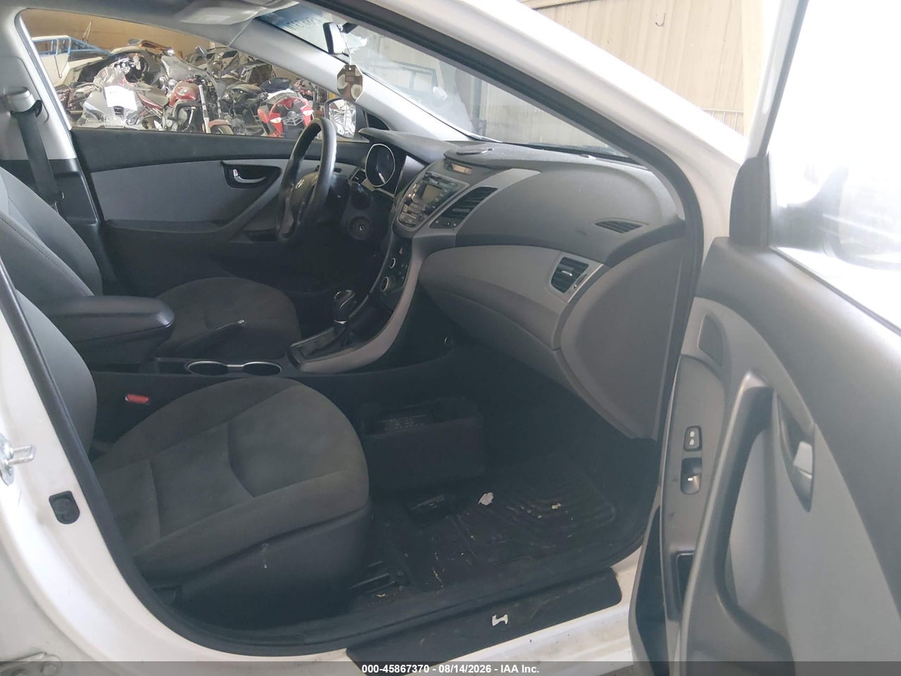 2016 HYUNDAI ELANTRA SE · 5/11