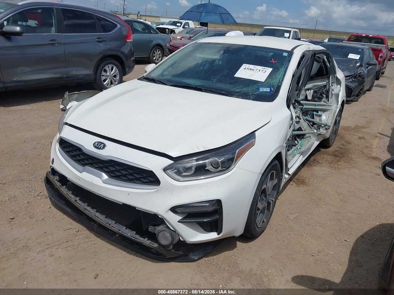 2021 KIA FORTE LXS · 2/10