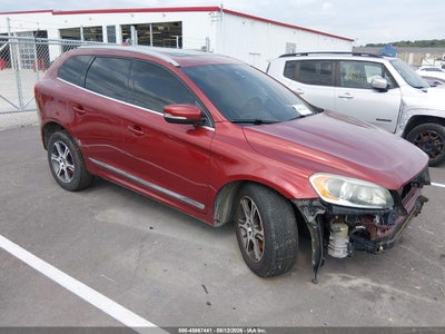YV4902RC5F2****** · 2015 VOLVO XC60 T6 PREMIER PLUS