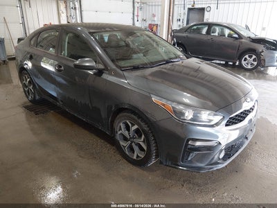 3KPF24AD5ME****** · 2021 KIA FORTE LXS
