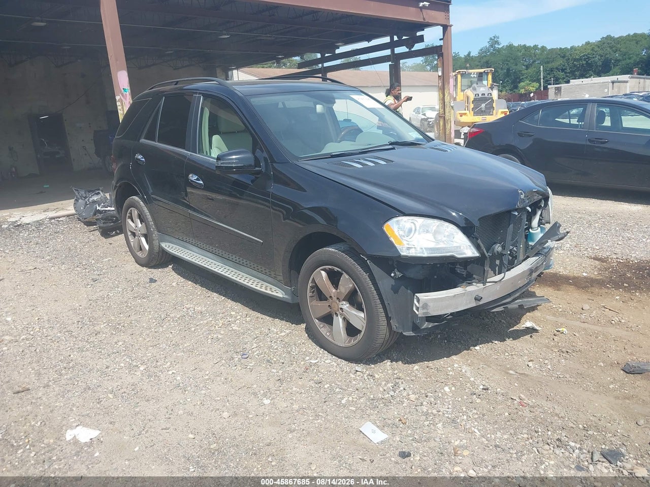 4JGBB8GBXBA****** · 2011 MERCEDES-BENZ ML 350 4MATIC