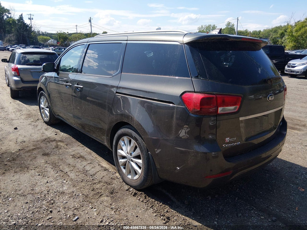 2016 KIA SEDONA EX · 3/11
