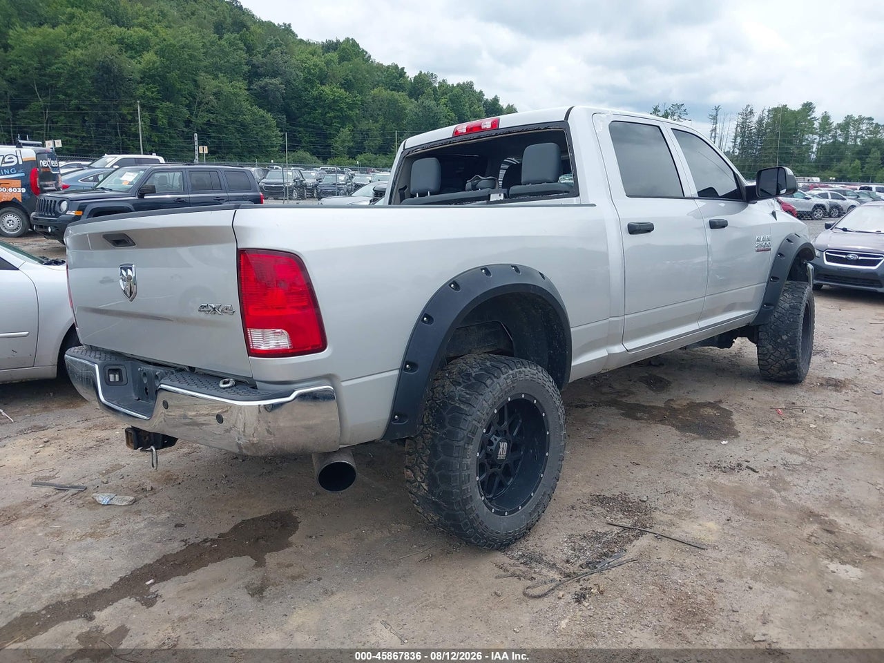 2017 RAM 2500 TRADESMAN  4X4 6'4 BOX · 4/11