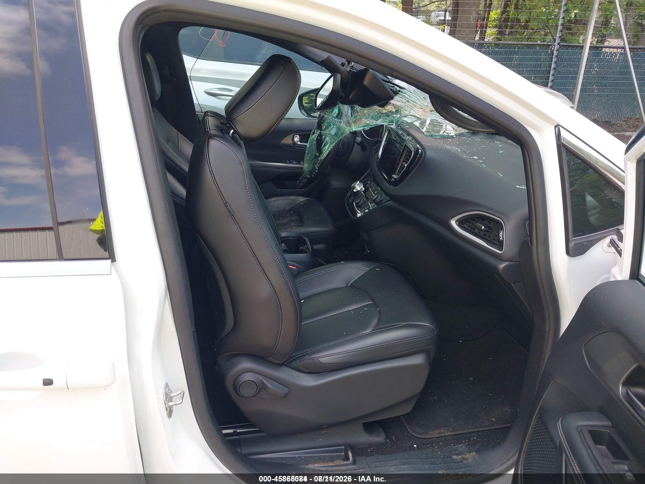 2025 CHRYSLER PACIFICA SELECT · 5/11