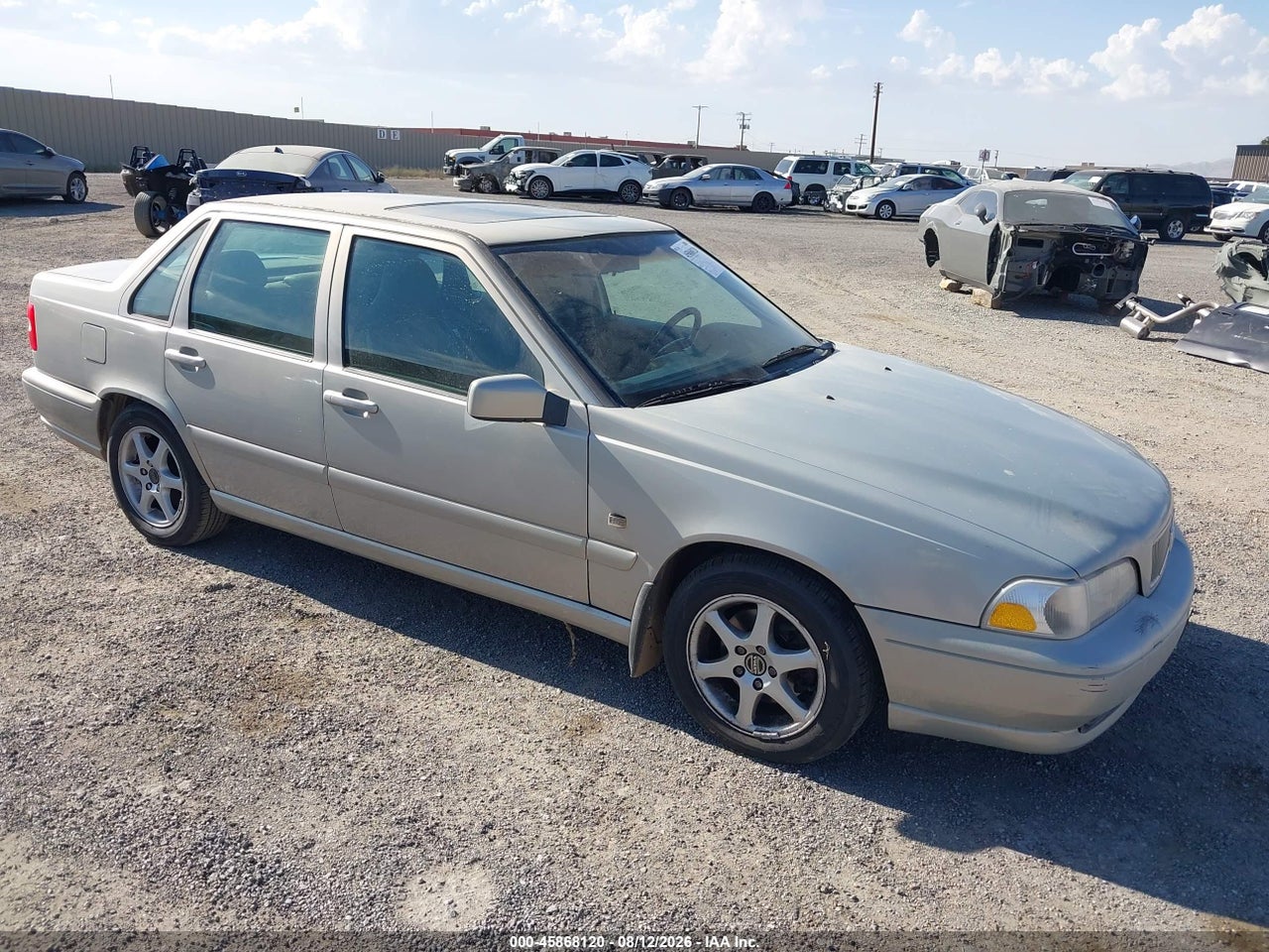 YV1LS61J1Y2****** · 2000 VOLVO S70 SE