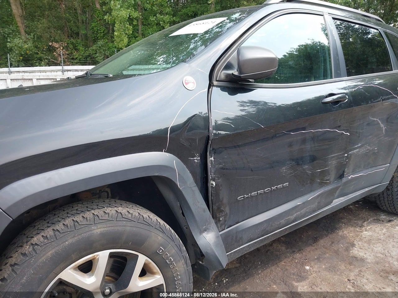 2016 JEEP CHEROKEE TRAILHAWK · 6/11