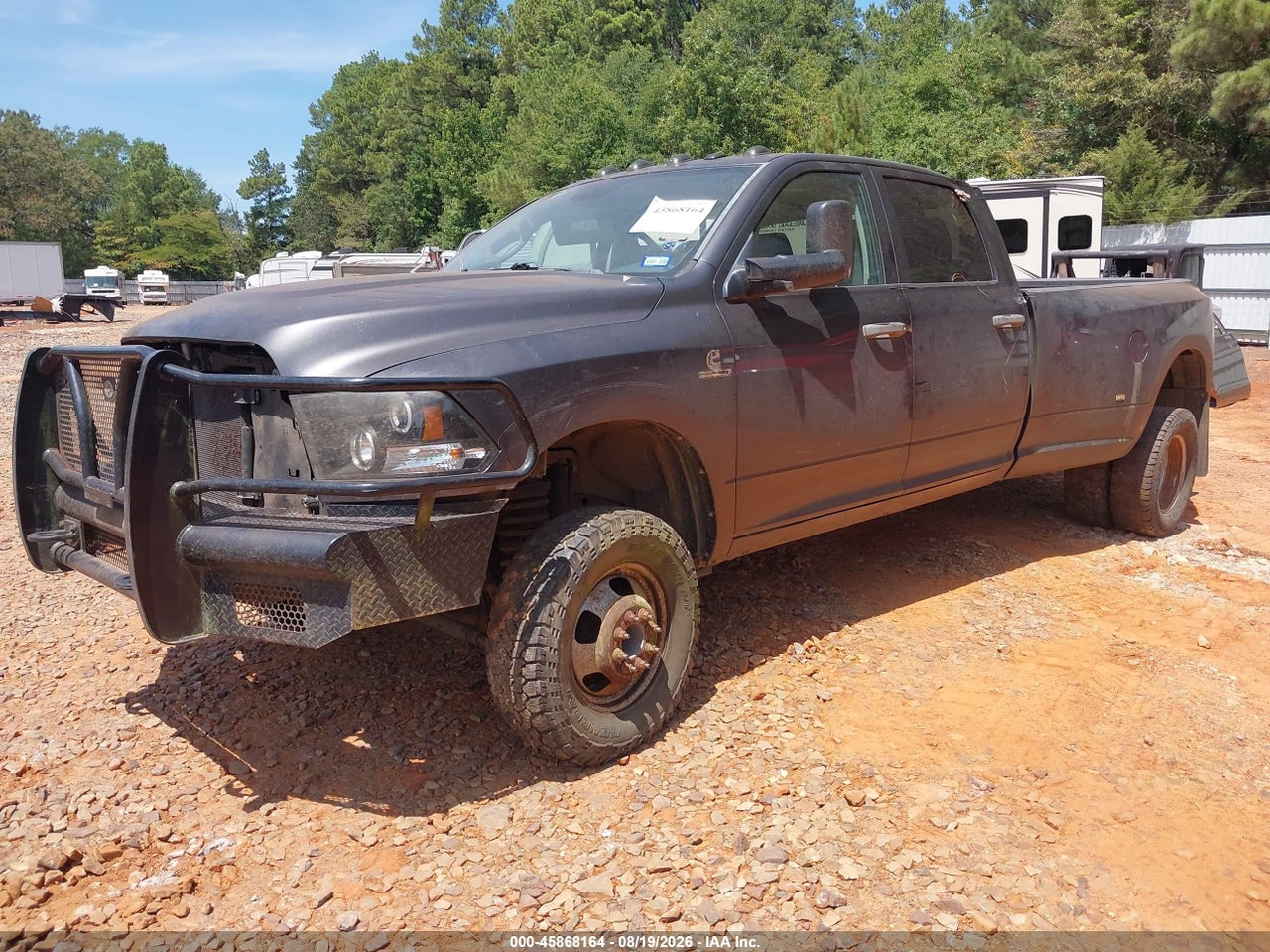 2016 RAM 3500 TRADESMAN · 2/4
