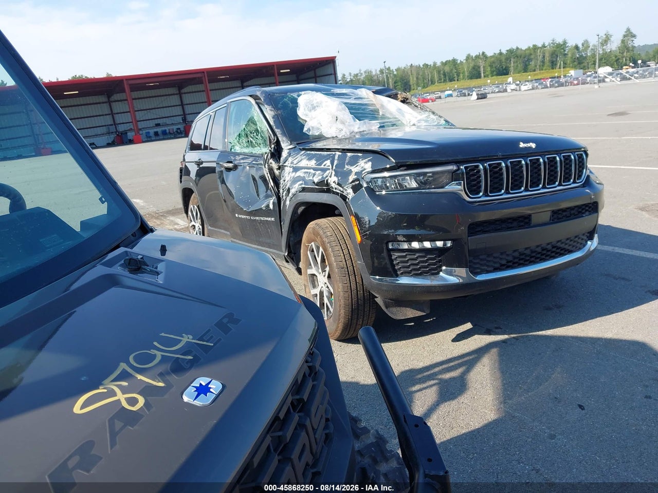 1C4RJJBG7S8****** · 2025 JEEP GRAND CHEROKEE L LIMITED 4X2