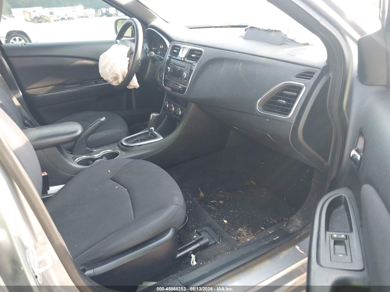 2013 CHRYSLER 200 LX · 5/11
